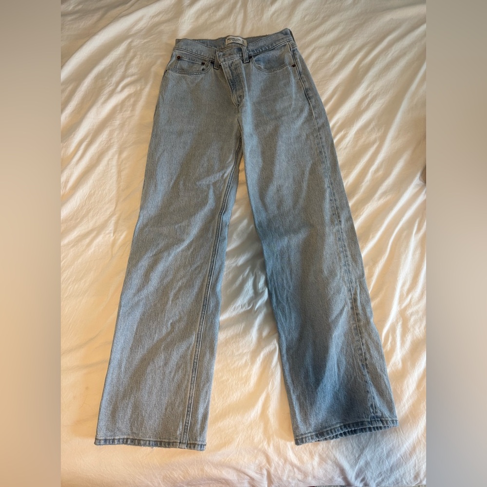 Abercrombie & Fitch 90s relaxed Women Jeans
